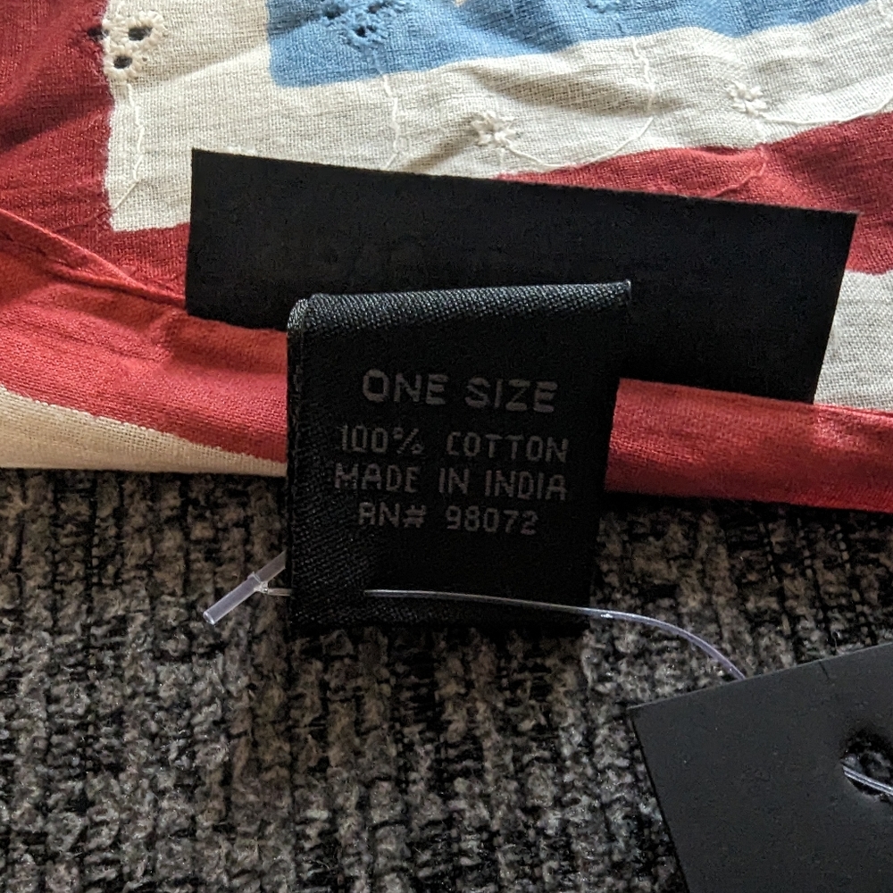 Steve Madden Stars And Stripes 🇺🇸 Bandana Square Scarf - Picture 6 of 6